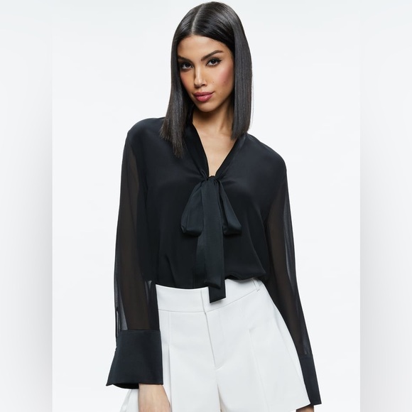 Alice and Olivia BRADY OVERSIZED BUTTON DOWN WITH BOW TIE in Navy - Picture 1 of 6